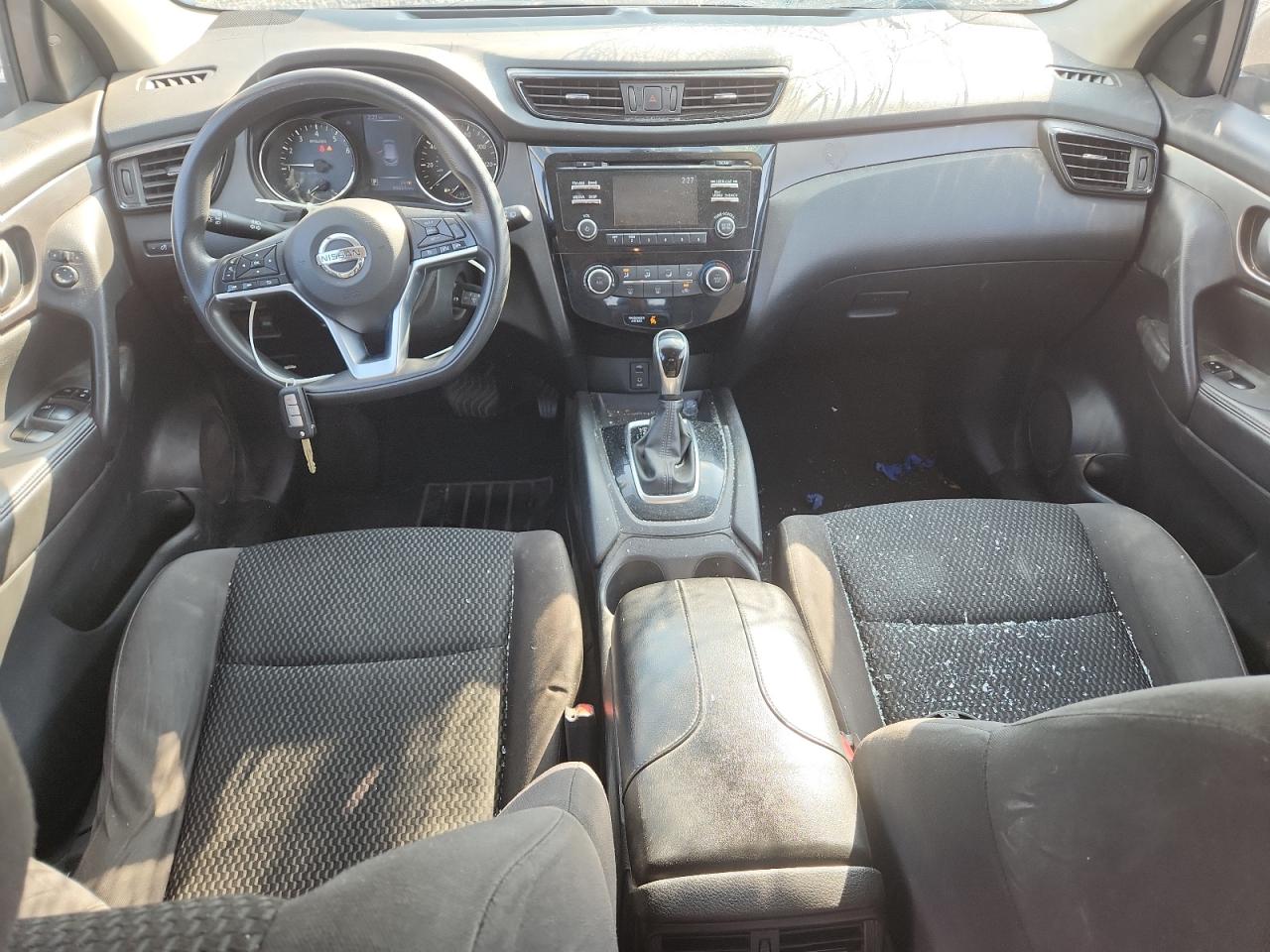 NISSAN ROGUE SPORT S