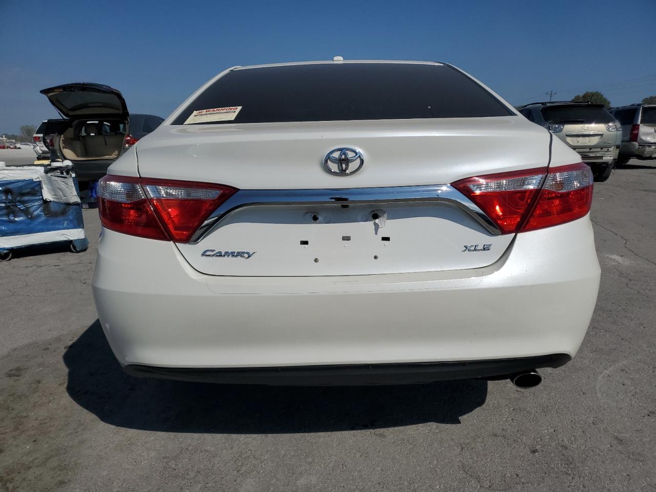 TOYOTA CAMRY LE