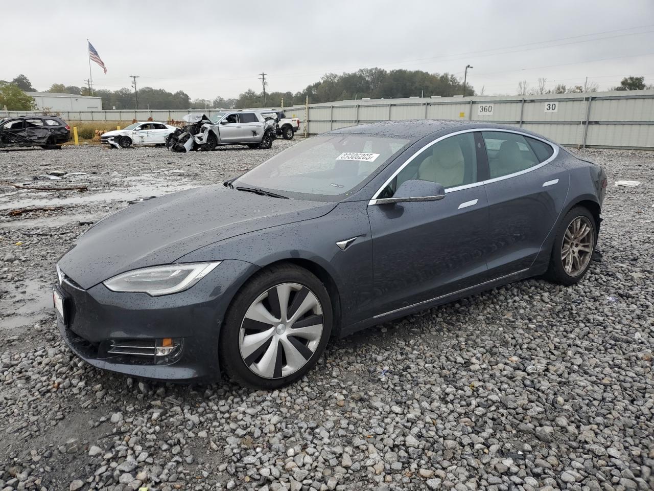 TESLA MODEL S