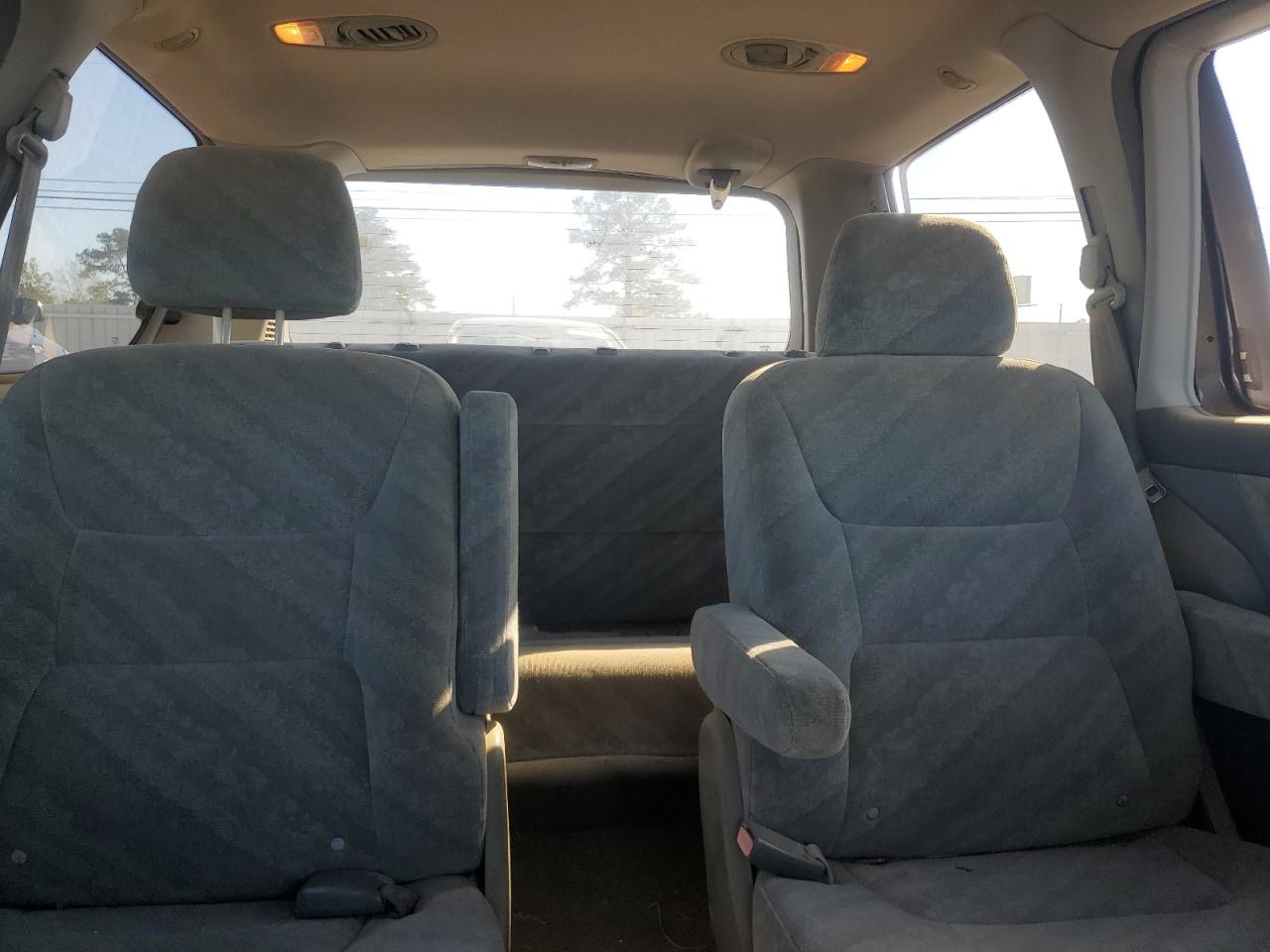 Lot #3304630967 2004 HONDA ODYSSEY EX