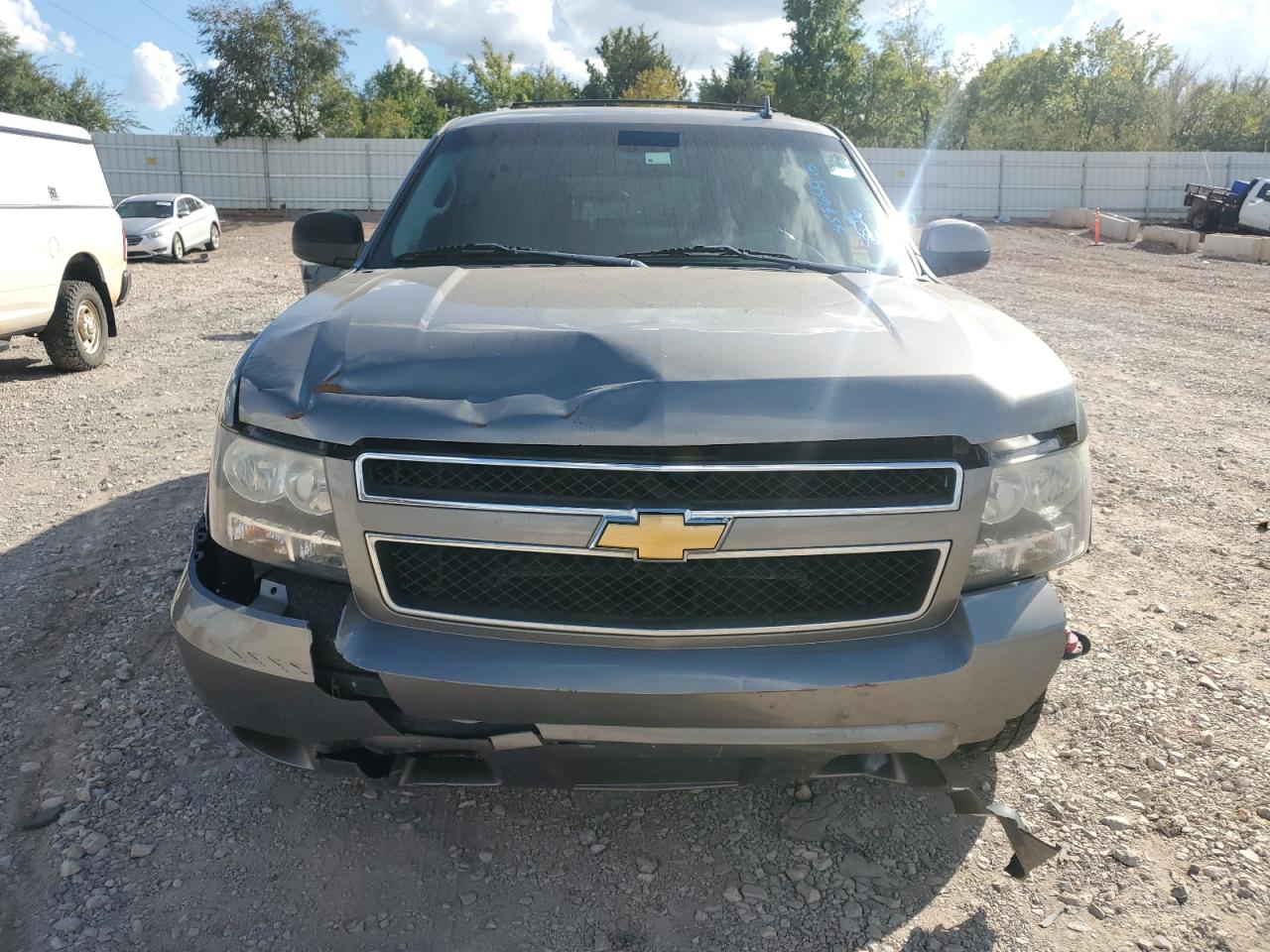 CHEVROLET SUBURBAN C1500 LS