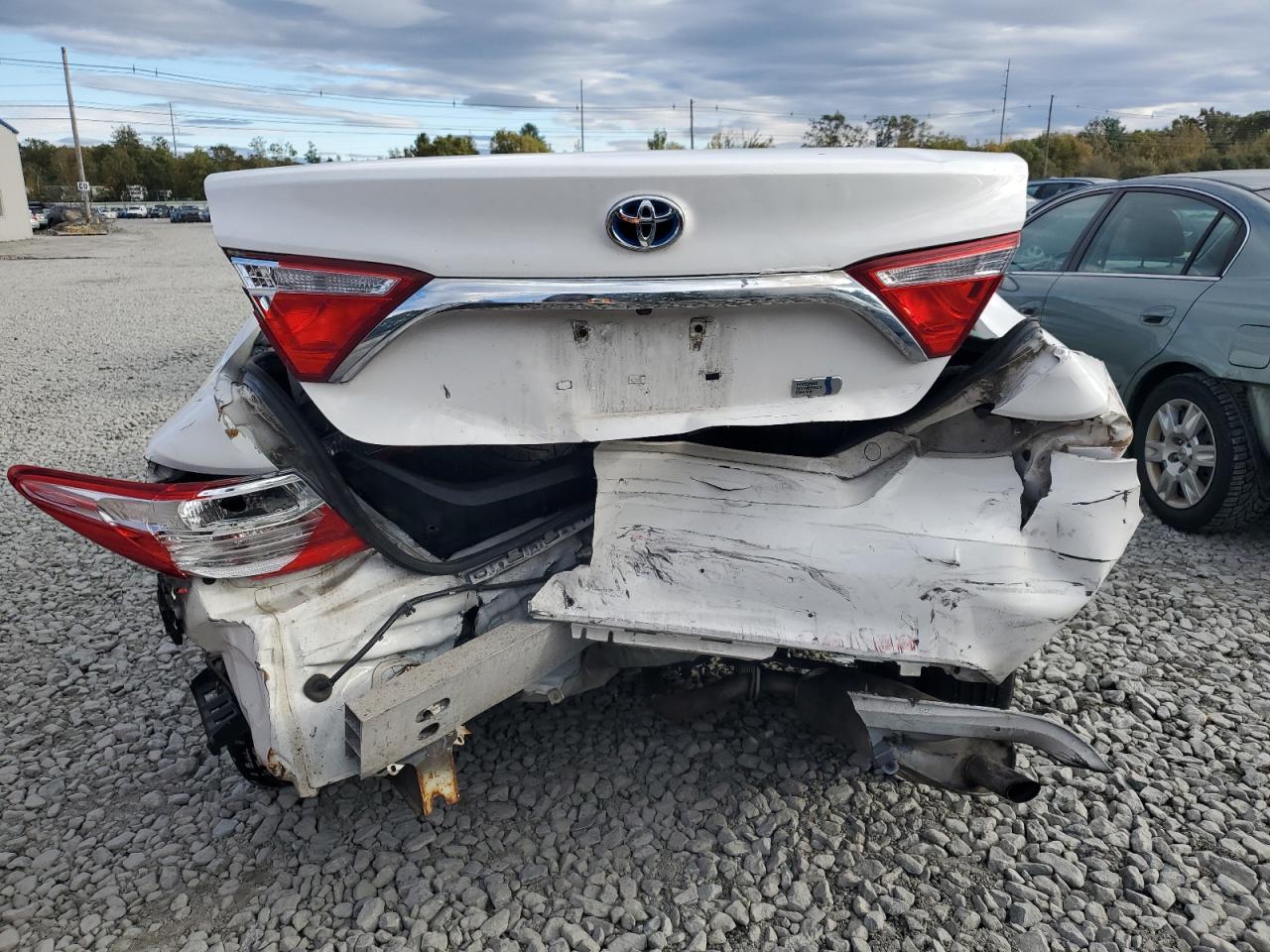 Lot #3311484234 2015 TOYOTA CAMRY HYBR