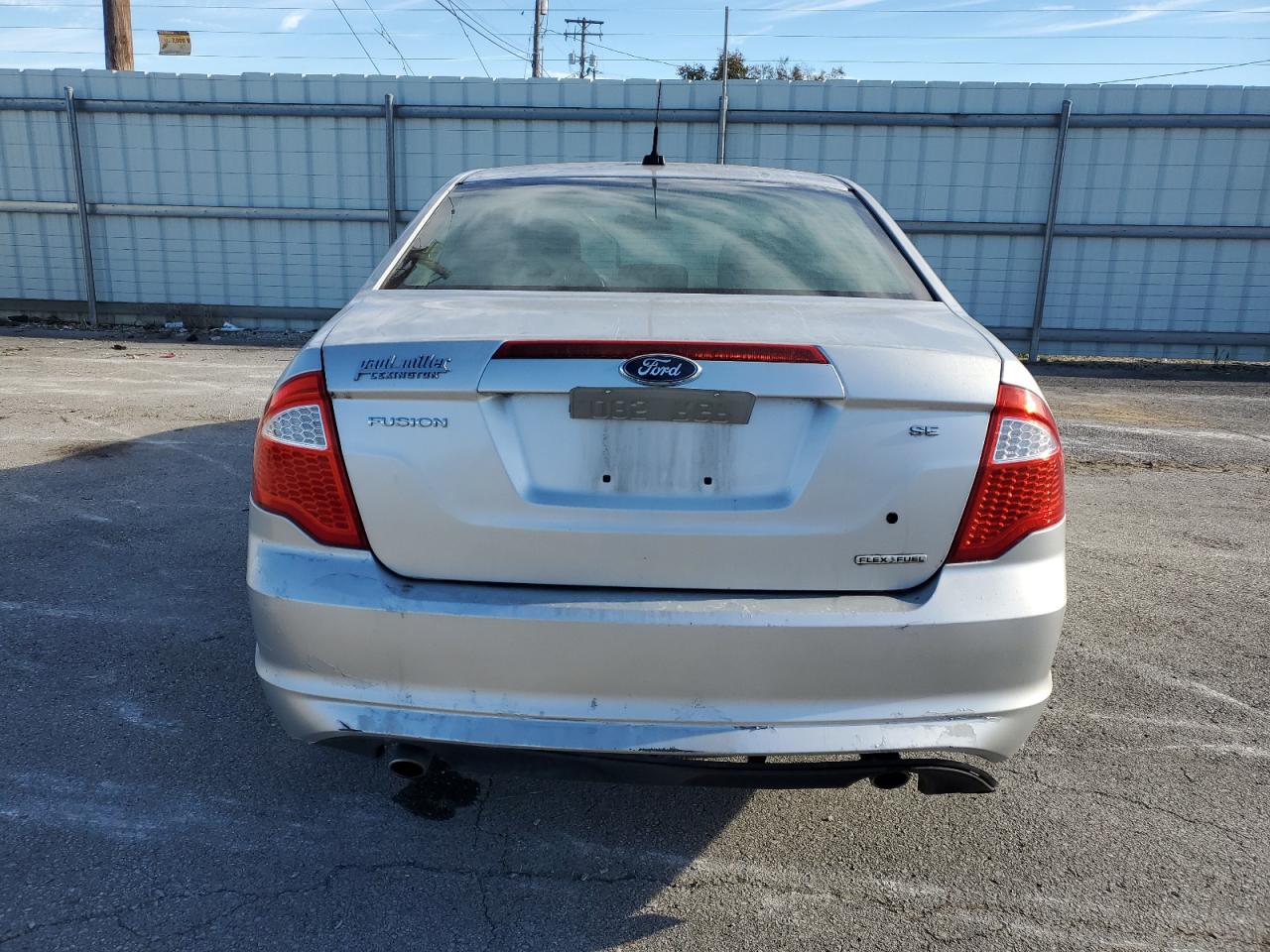 FORD FUSION SE