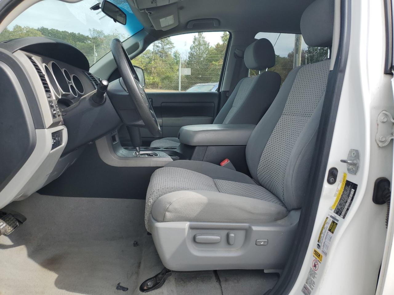 TOYOTA TUNDRA CREWMAX SR5