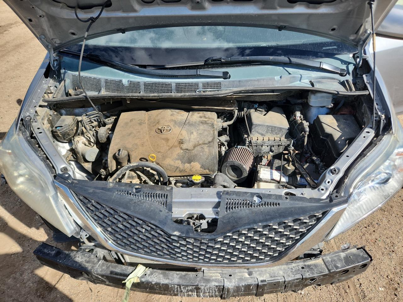 Lot #3271096120 2017 TOYOTA SIENNA LE