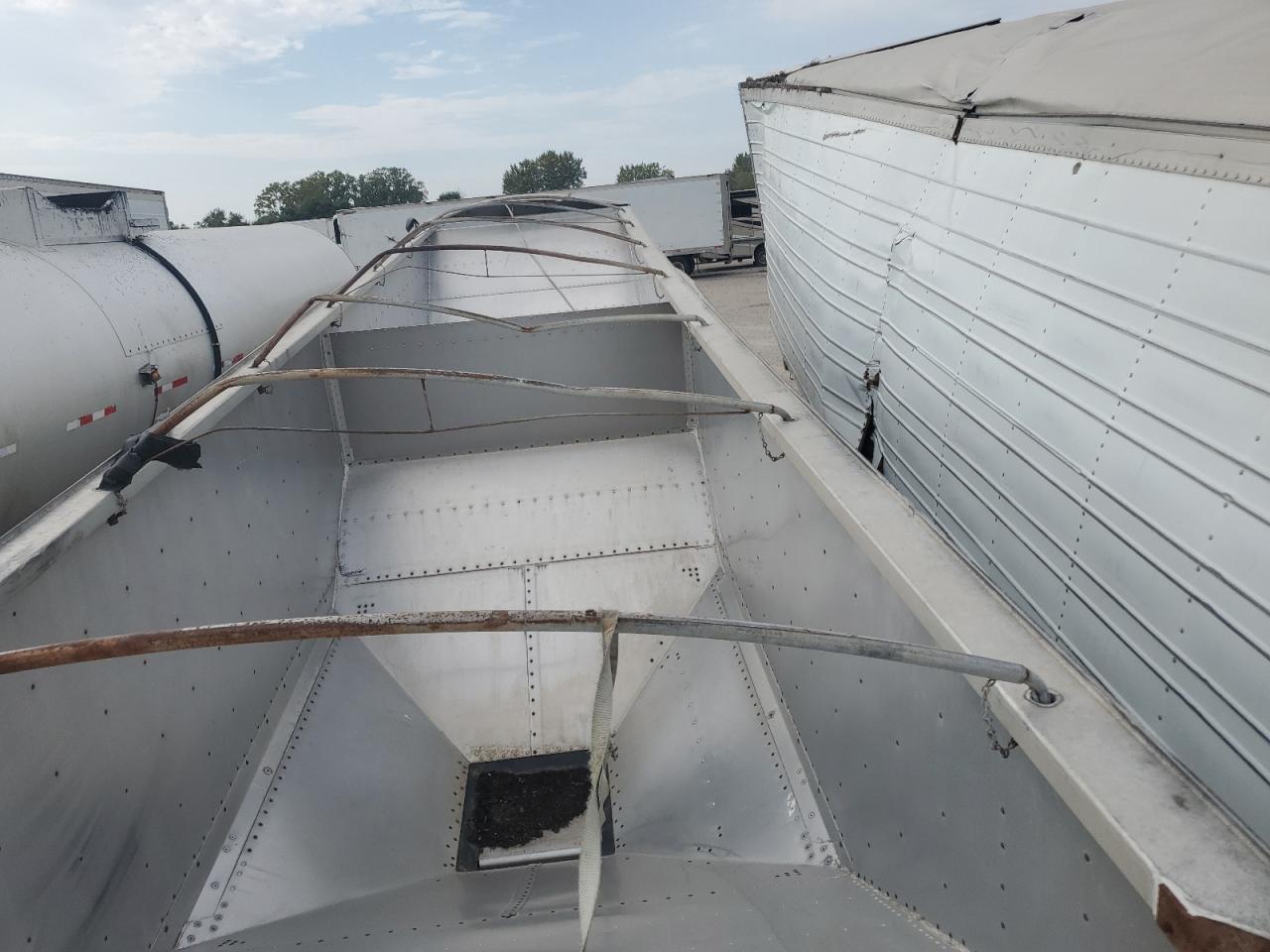 Lot #3270859425 2010 TIMPTE UNKNOWN