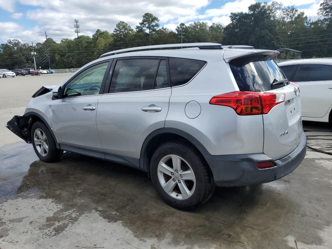 TOYOTA RAV4 XLE
