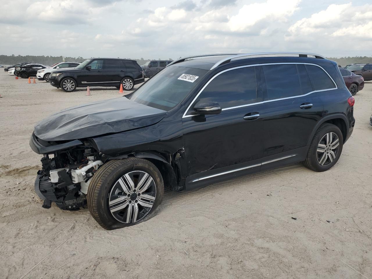 MERCEDES-BENZ EQB 250+