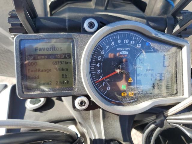 2017 KTM 1290 SUPER VBKV89400HM957616