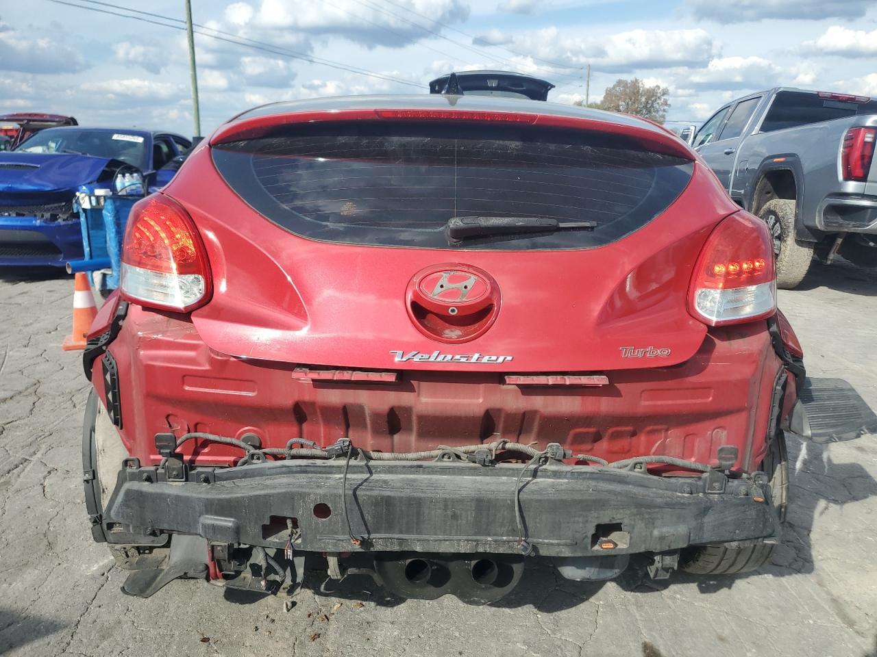 HYUNDAI VELOSTER TURBO