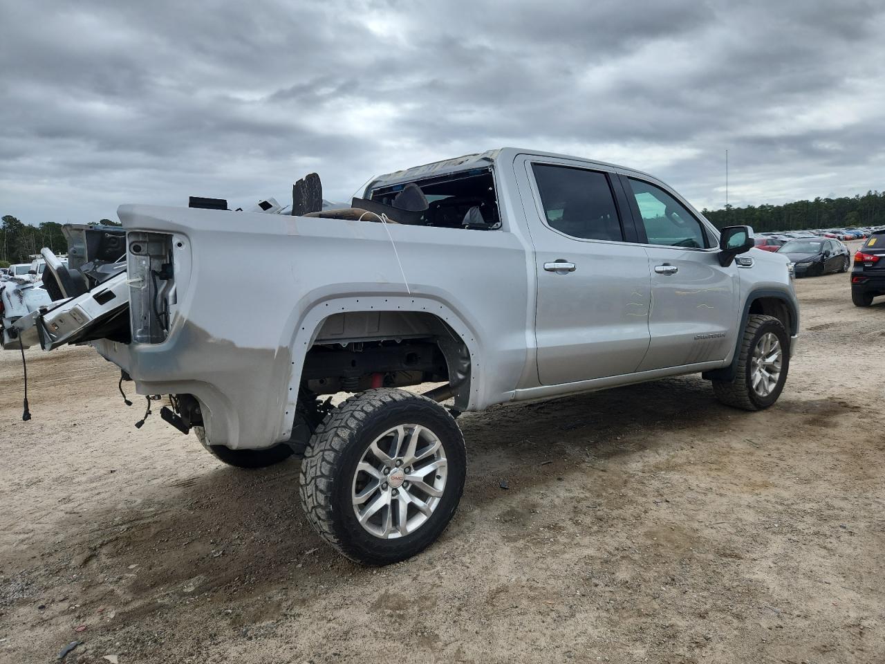 GMC SIERRA K1500 SLT