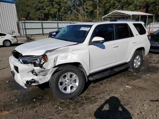 2019 TOYOTA 4RUNNER SR - JTEZU5JR8K5196227