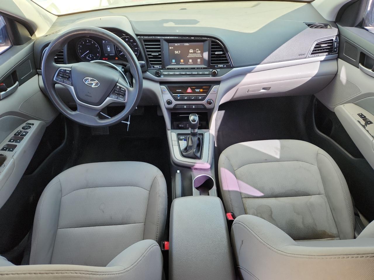 HYUNDAI ELANTRA SEL
