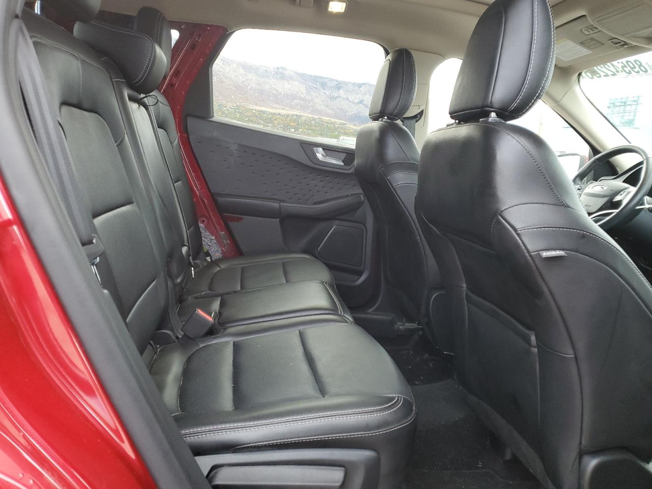 FORD ESCAPE TITANIUM