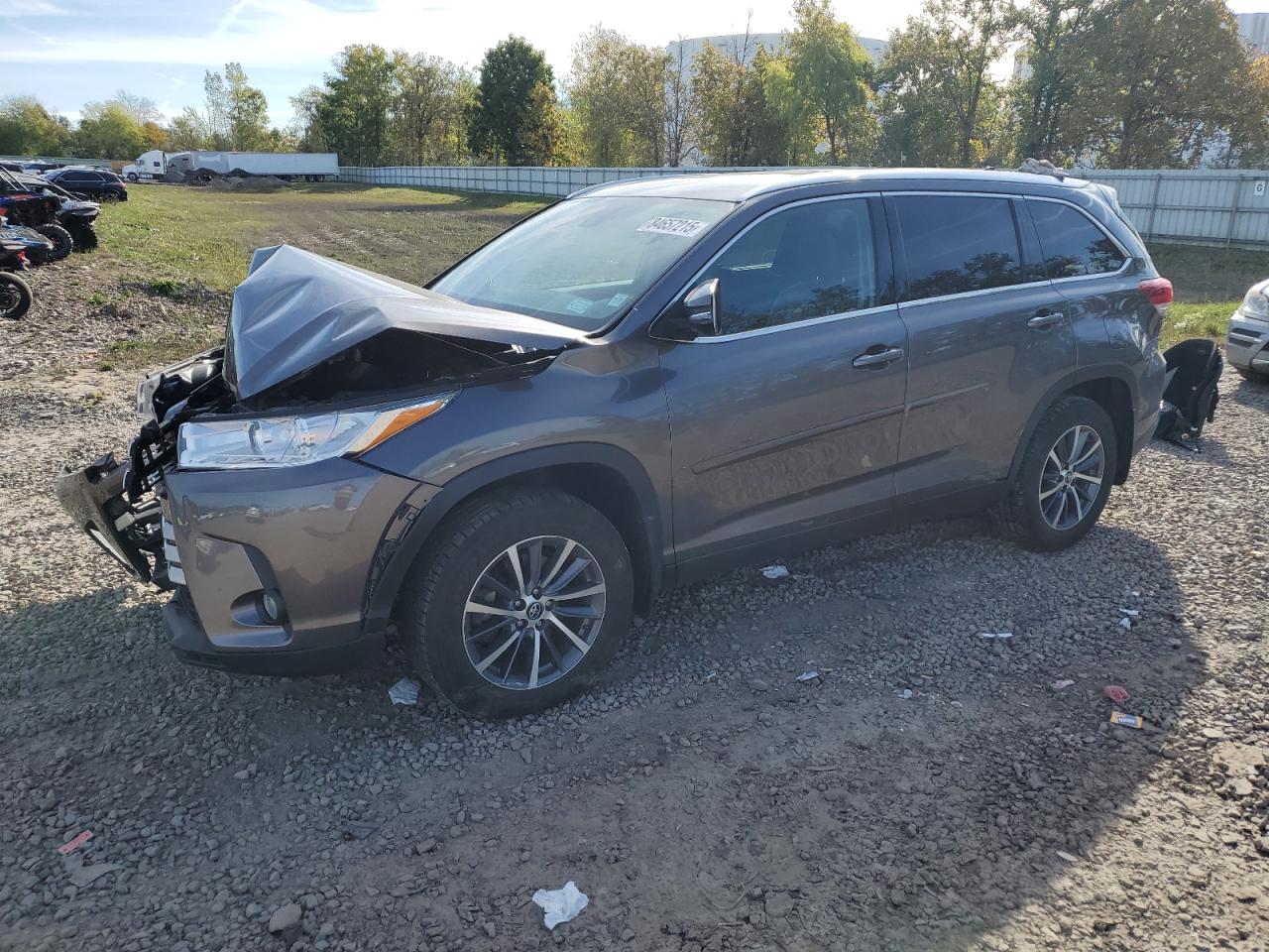 TOYOTA HIGHLANDER SE