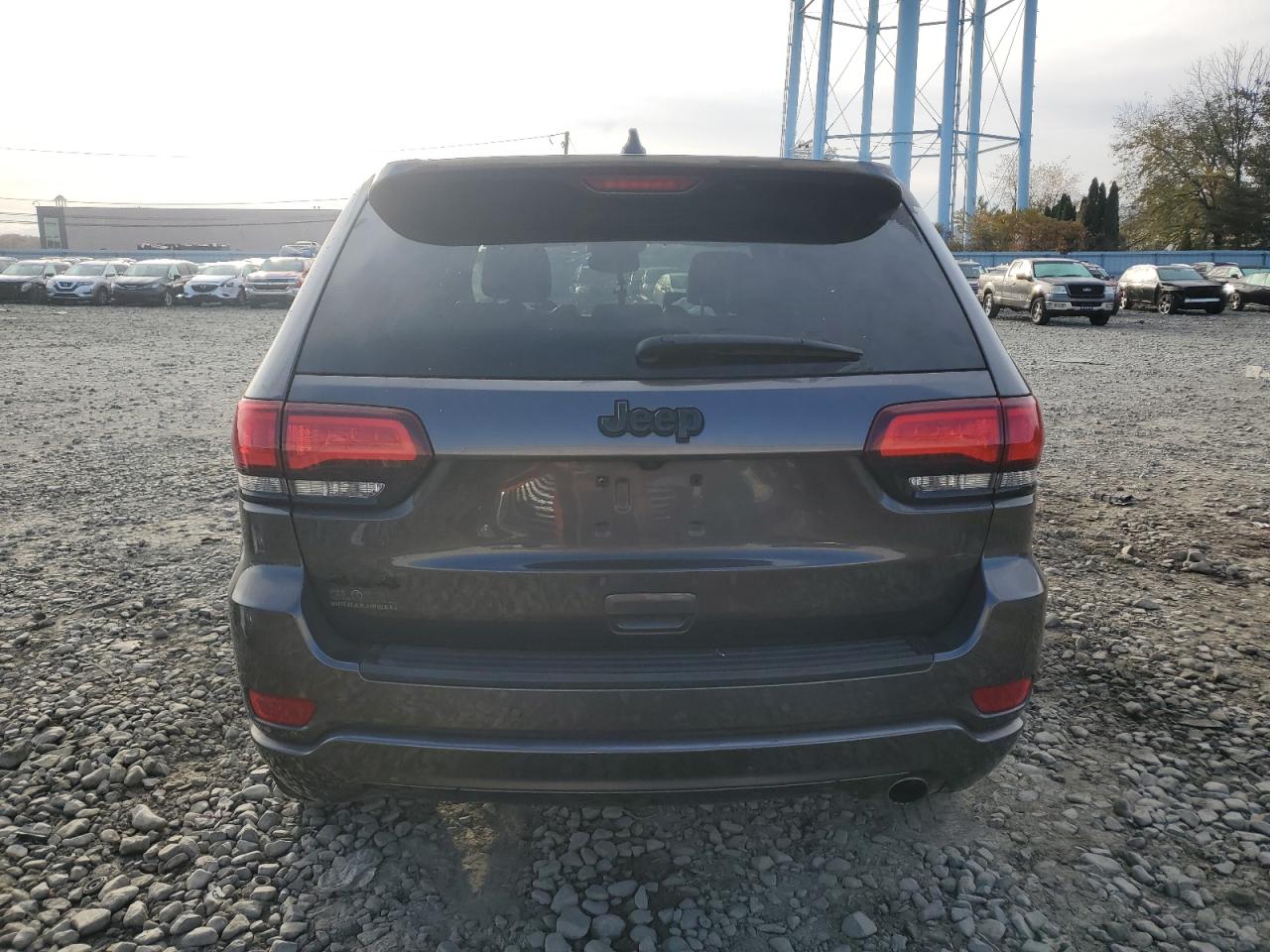 JEEP GRAND CHEROKEE LAREDO