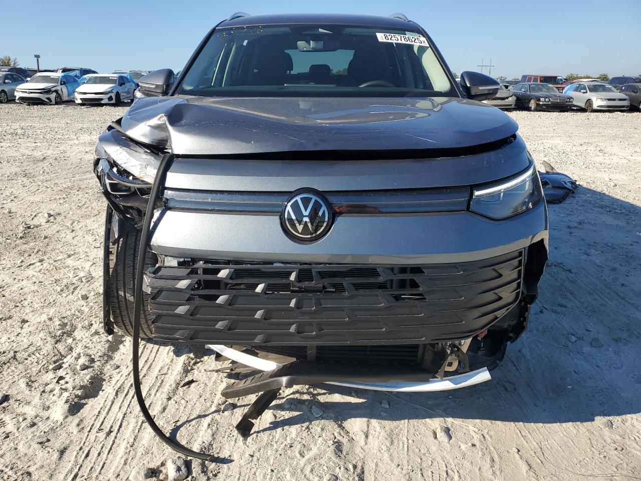 VOLKSWAGEN TIGUAN SE