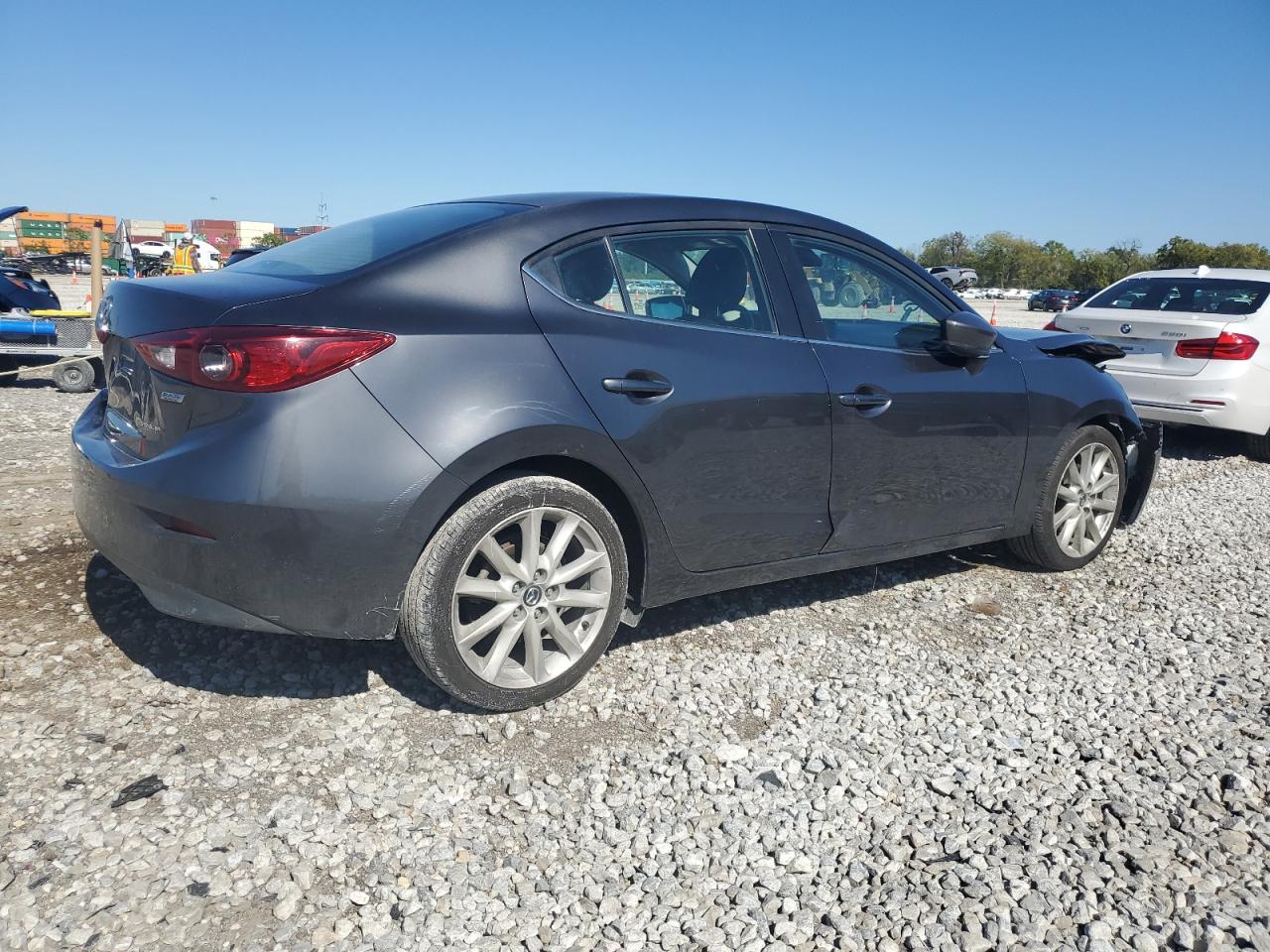 MAZDA 3 TOURING
