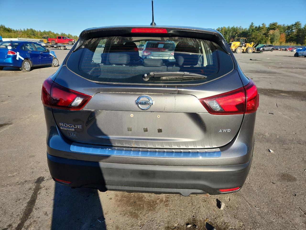 NISSAN ROGUE SPORT S