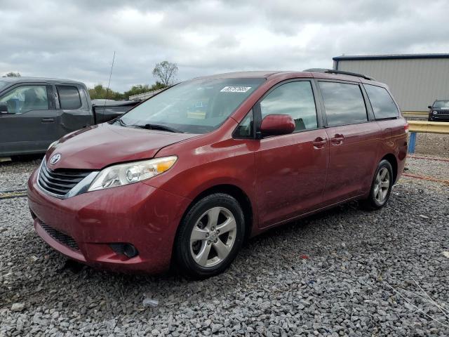 Global Auto Auctions: 2013 TOYOTA SIENNA LE