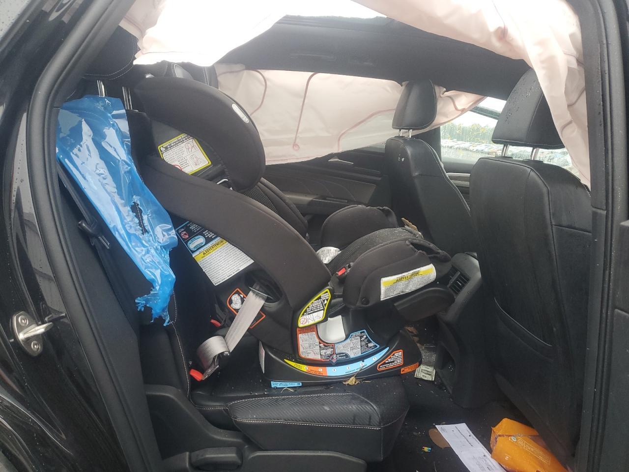 VOLKSWAGEN ATLAS CROSS SPORT SE