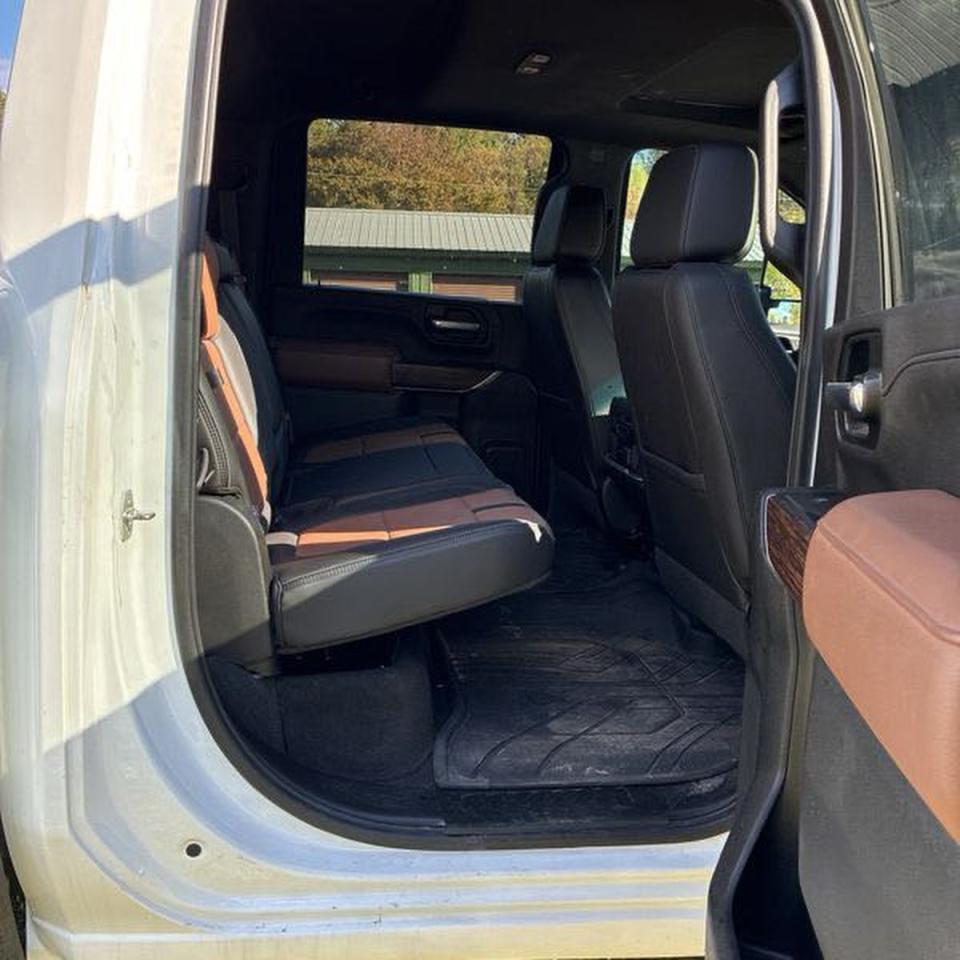 CHEVROLET SILVERADO K3500 HIGH COUNTRY