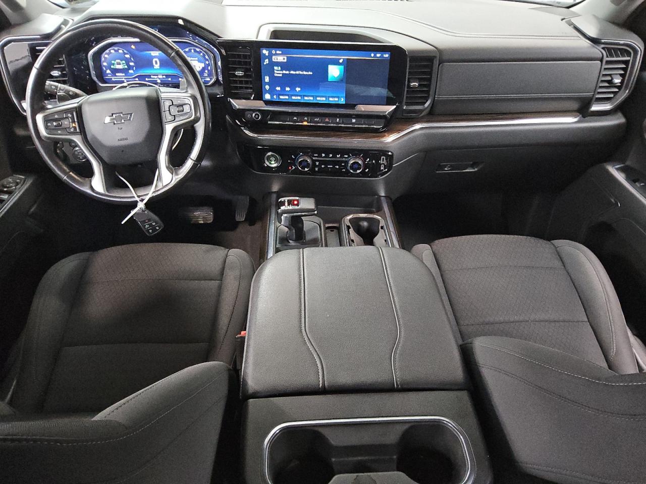 CHEVROLET SILVERADO K1500 RST