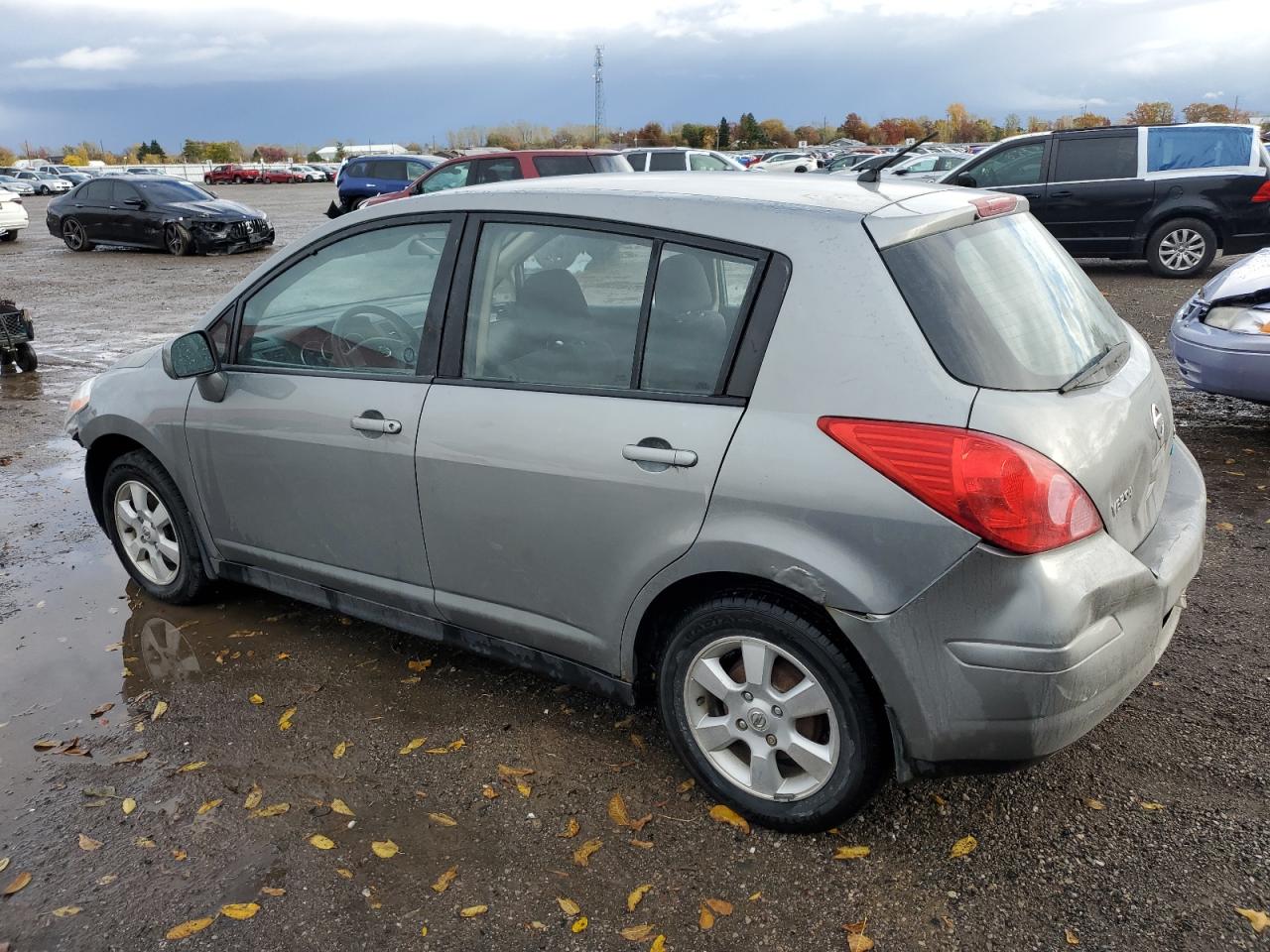 NISSAN VERSA S
