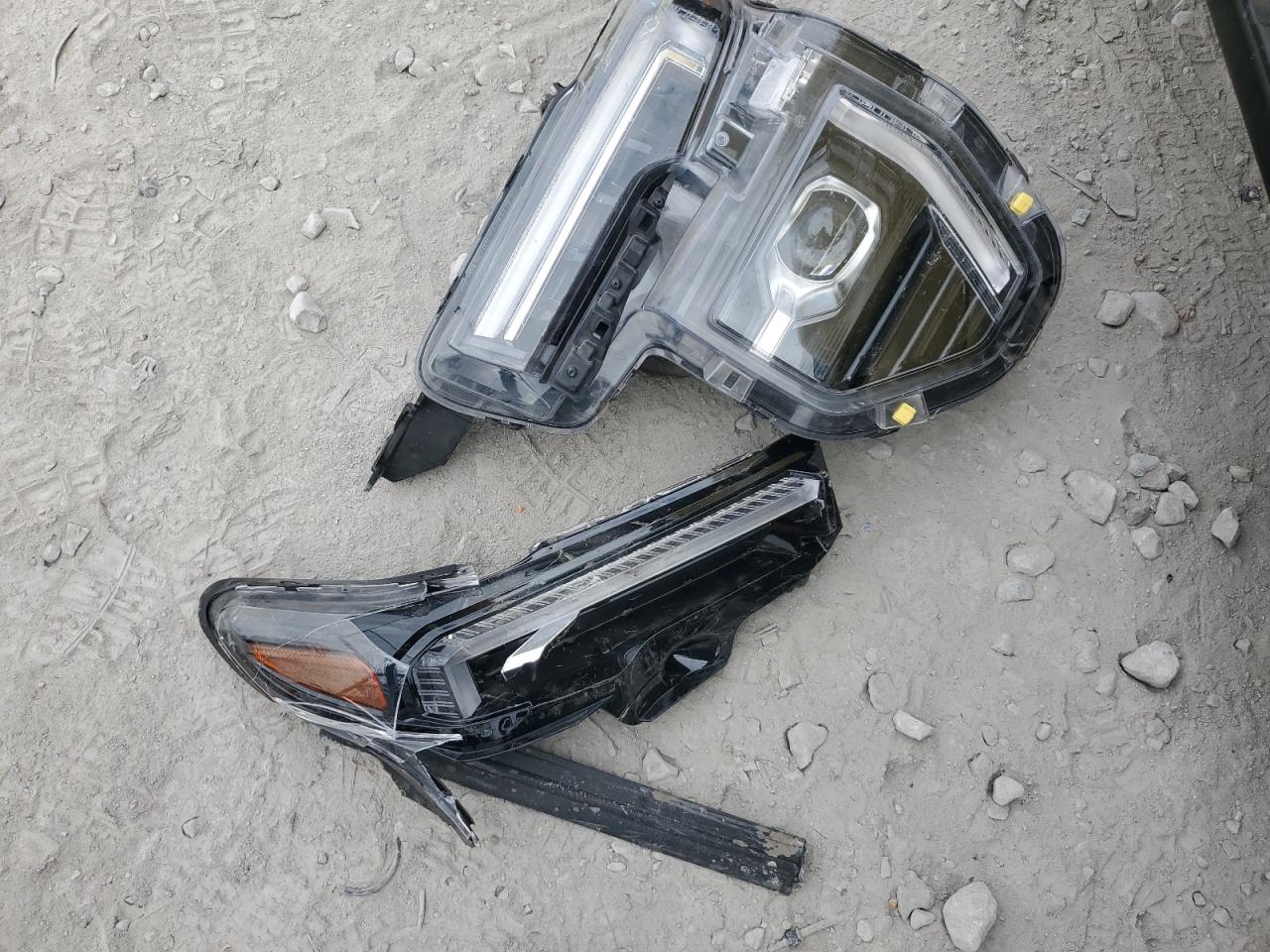 GMC CANYON ELEVATION