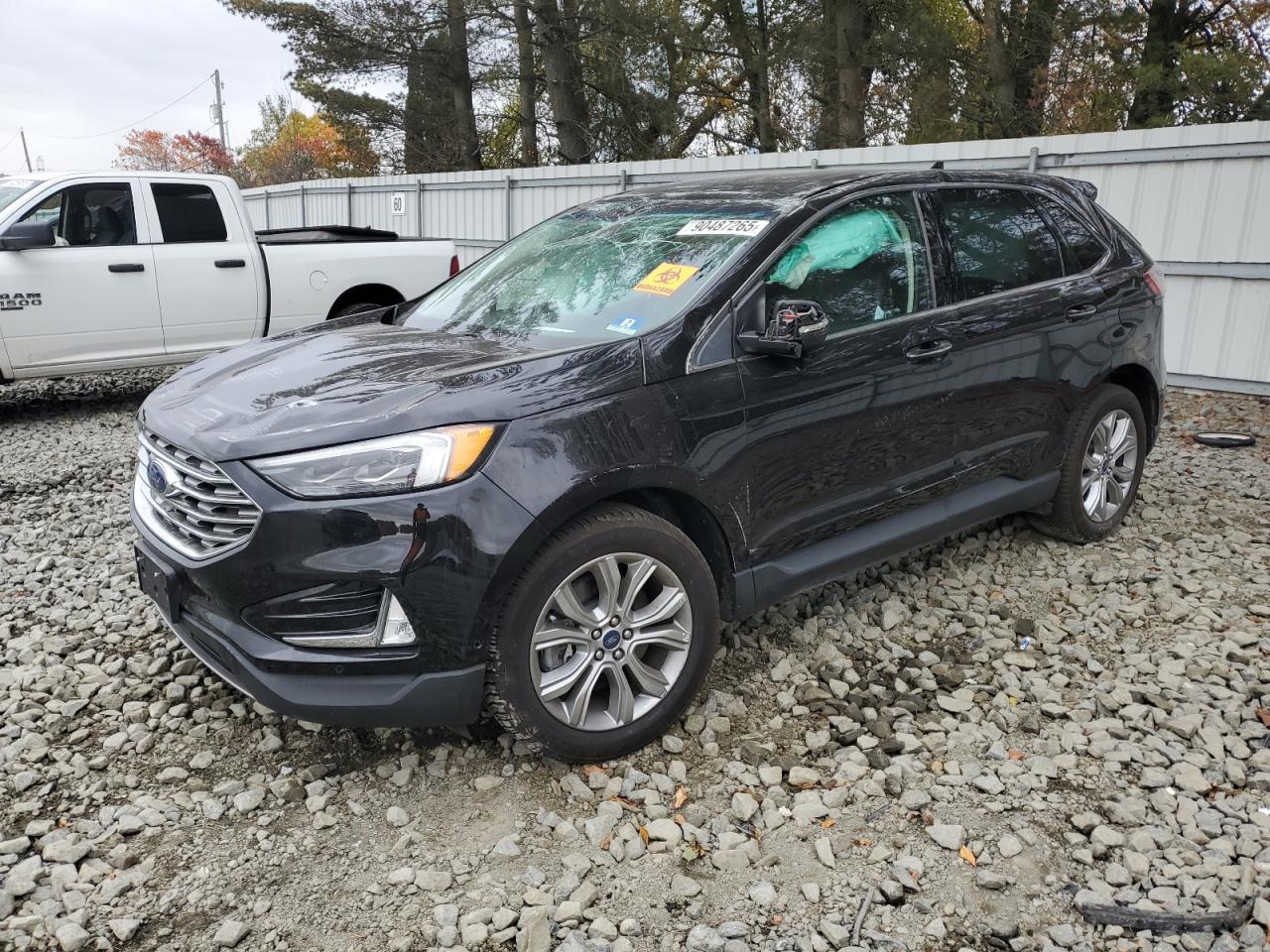 FORD EDGE TITANIUM