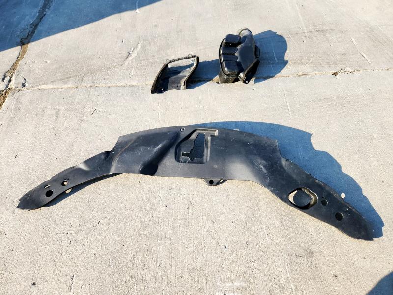 2016 HONDA PILOT TOUR 5FNYF5H94GB003318