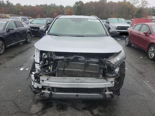 2019 TOYOTA RAV4 LE - JTMLWRFV3KD029135