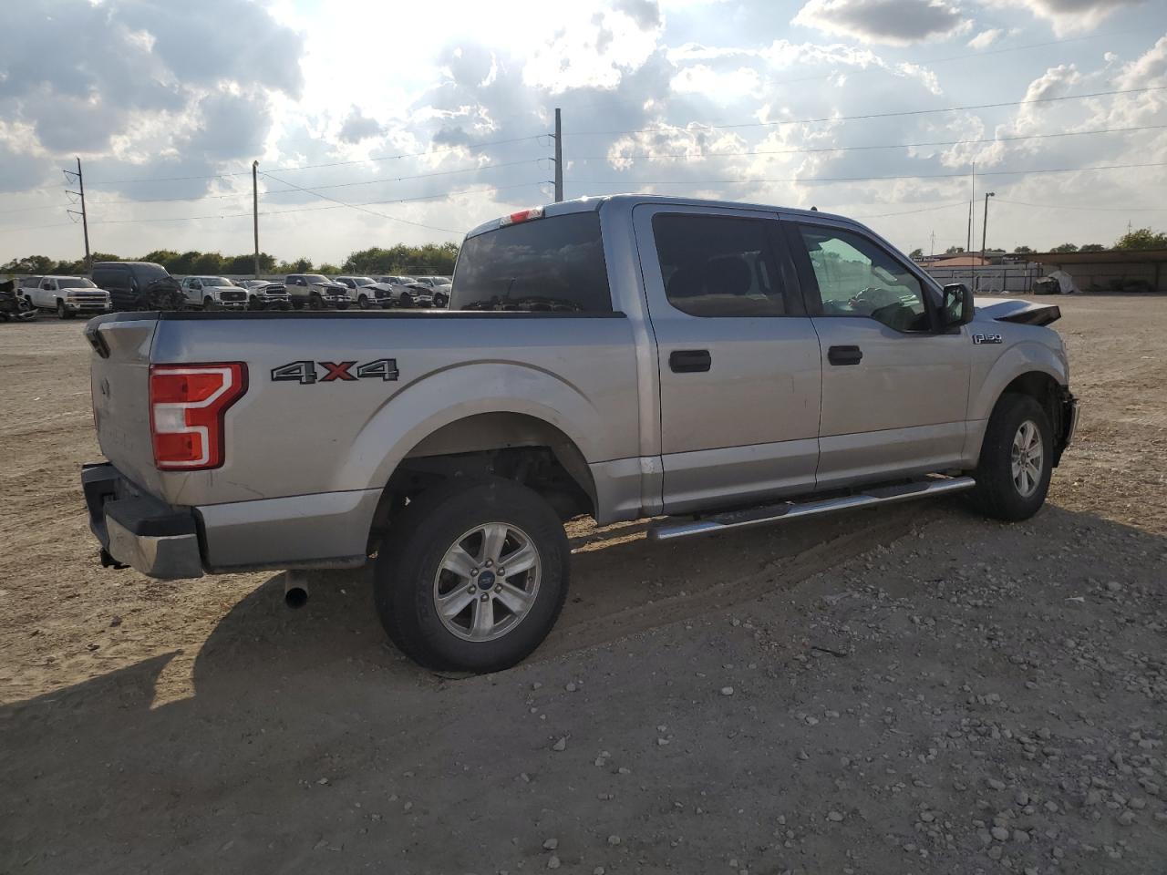 FORD F-150 SUPERCREW