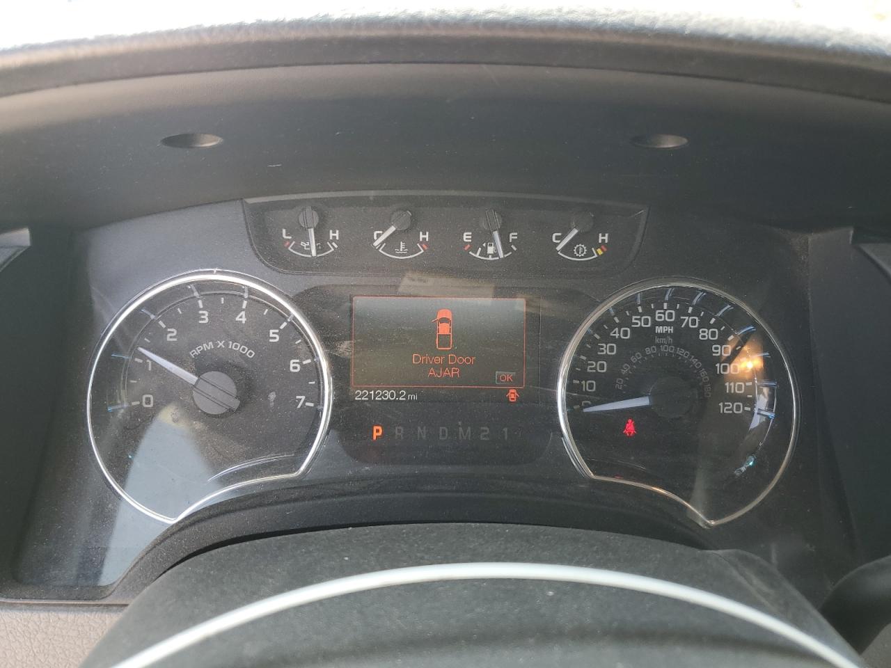 FORD F-150 SUPERCREW