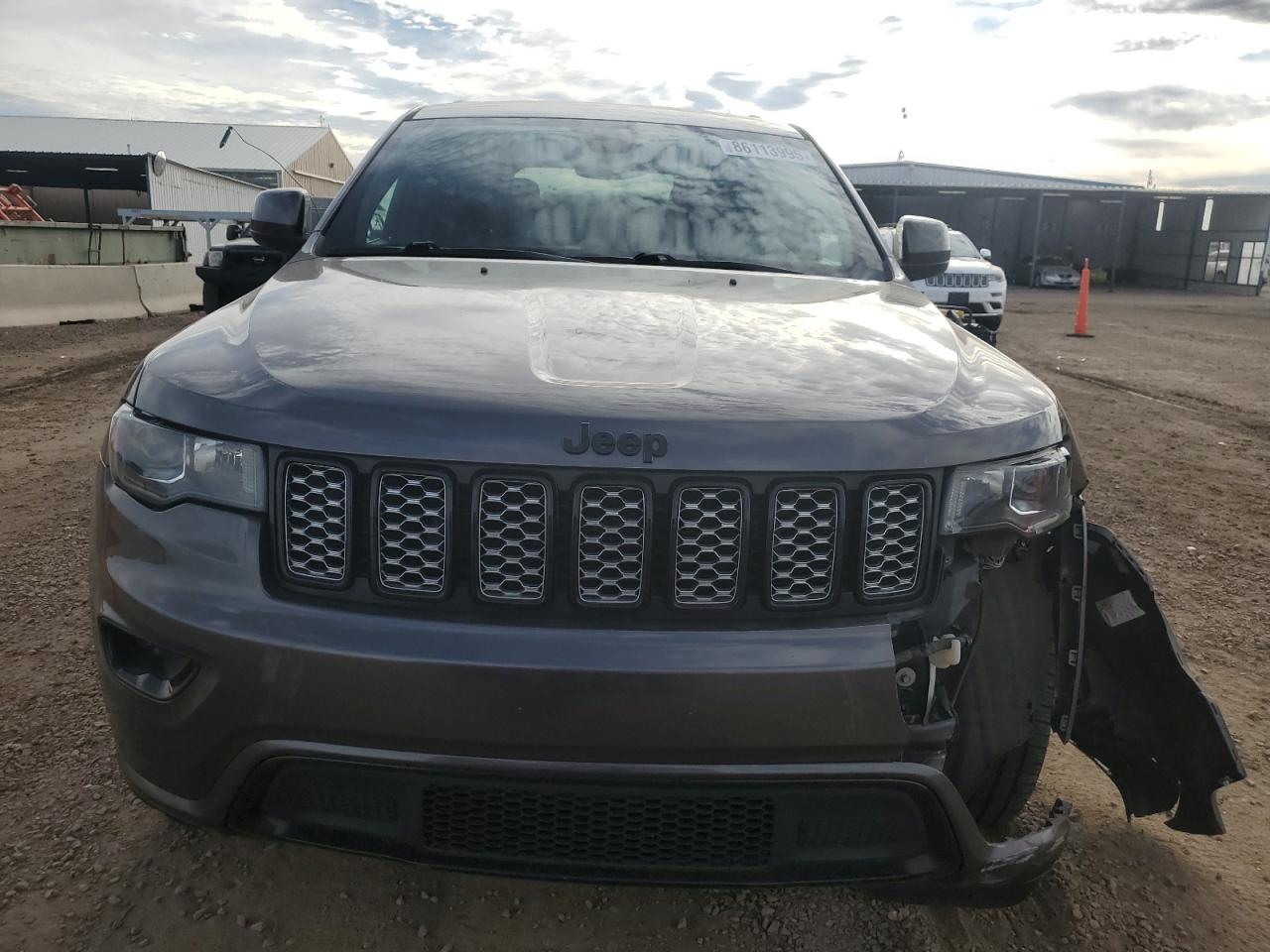 JEEP GRAND CHEROKEE LAREDO