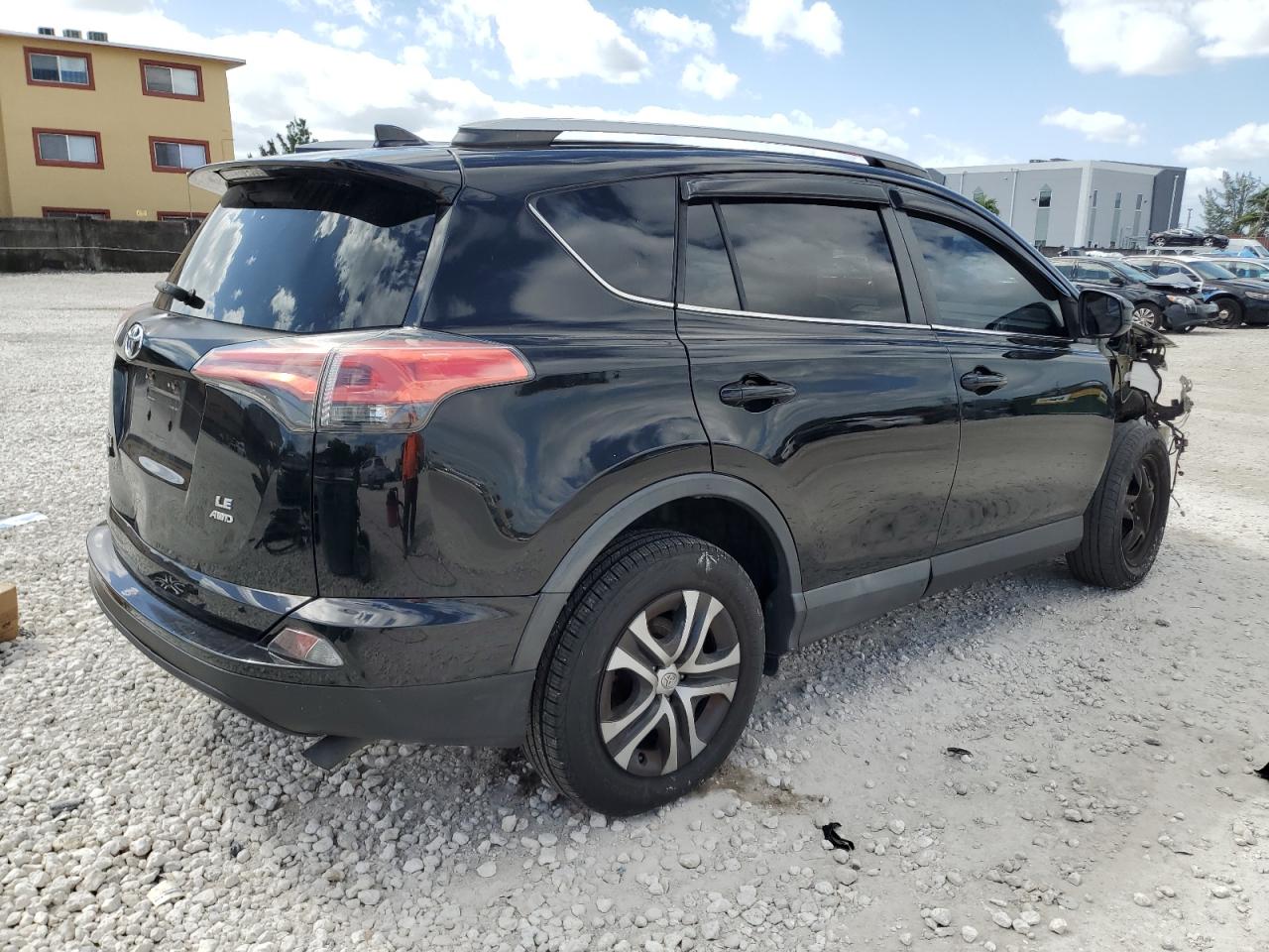 TOYOTA RAV4 LE