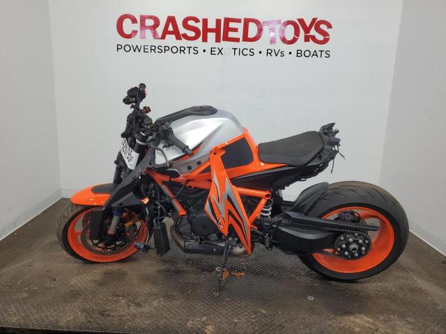 2023 KTM 1290 SUPER VBKV39402PM967268