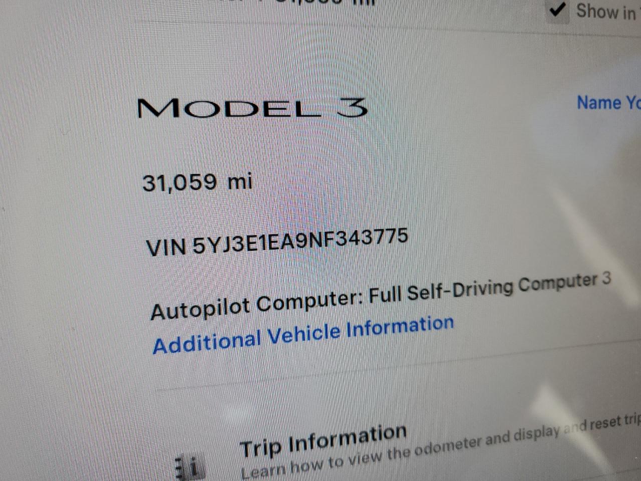TESLA MODEL 3