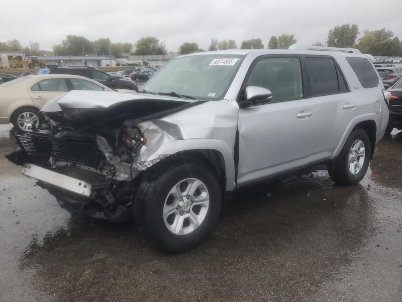 TOYOTA 4RUNNER SR5/SR5 PREMIUM