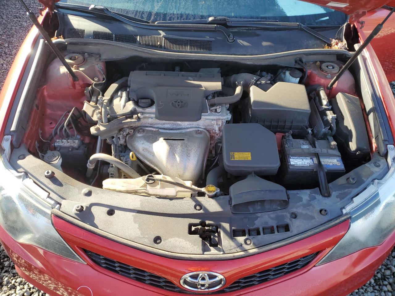 TOYOTA CAMRY BASE