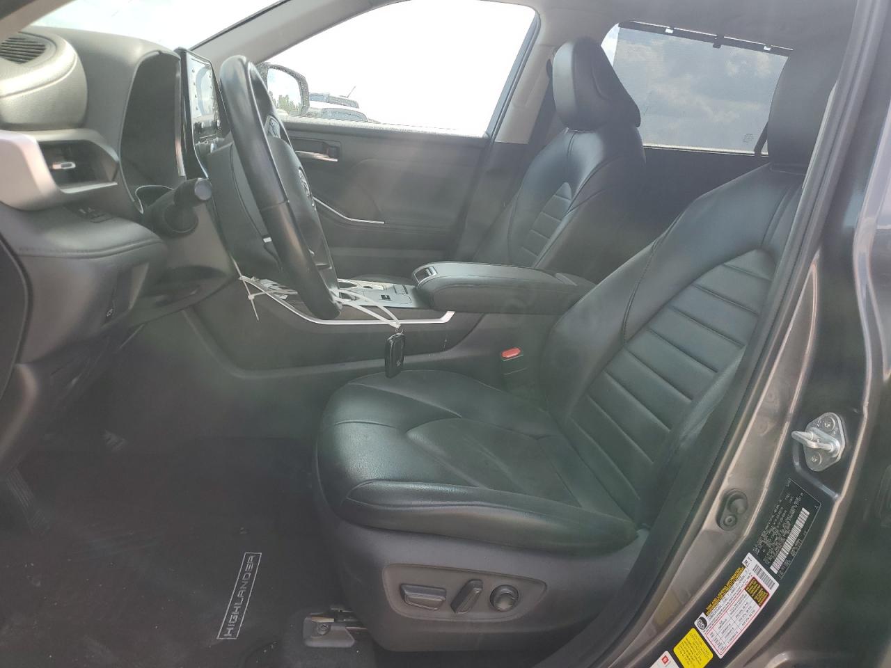 TOYOTA HIGHLANDER HYBRID XLE