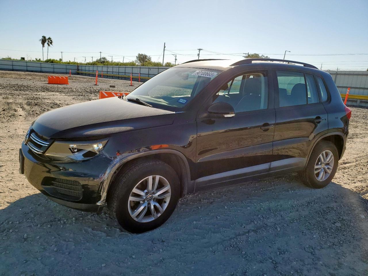VOLKSWAGEN TIGUAN S