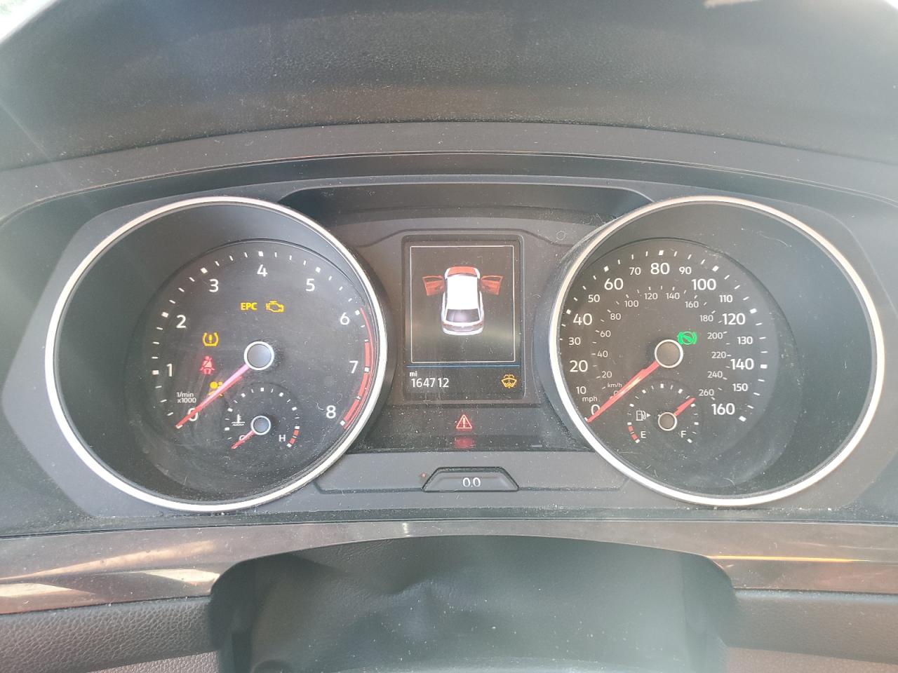 VOLKSWAGEN TIGUAN SE