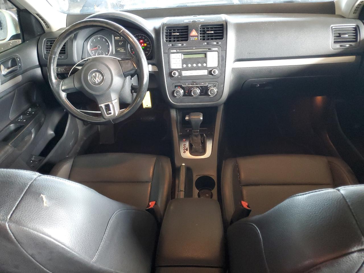 VOLKSWAGEN JETTA LIMITED