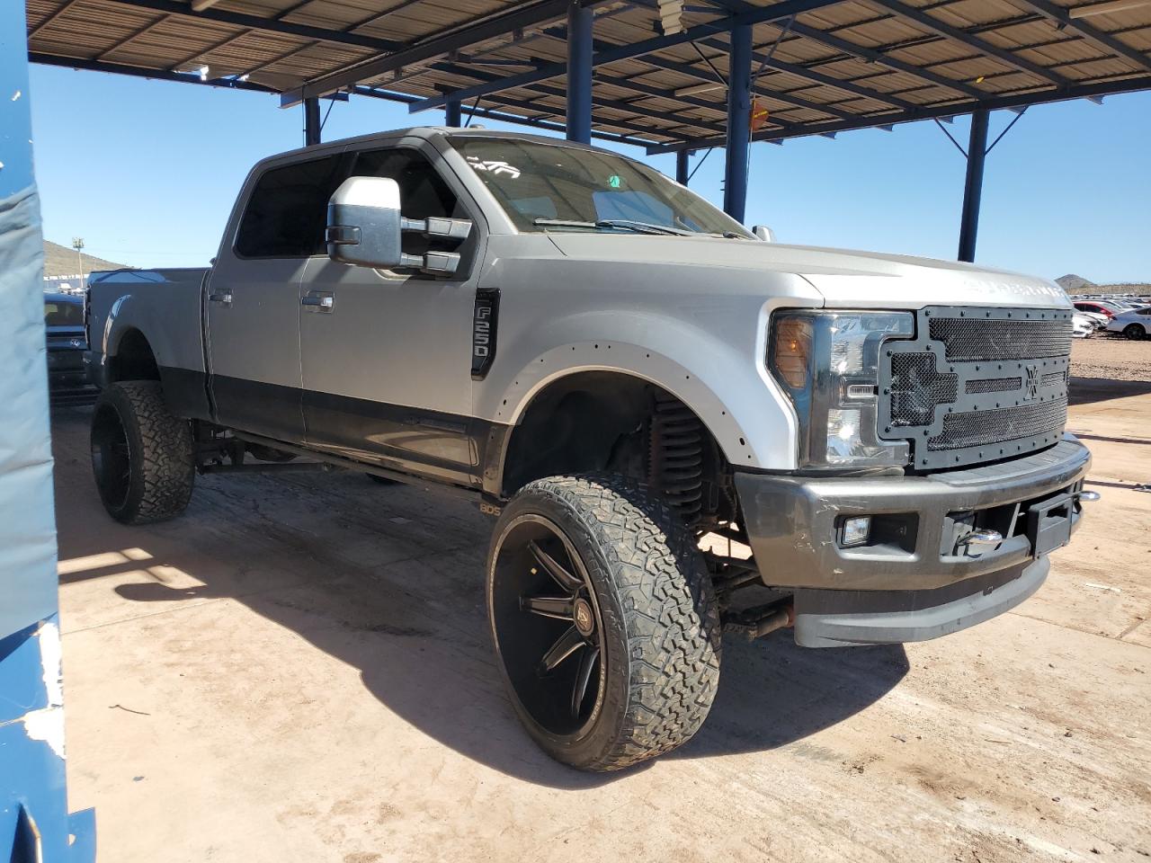 FORD F-250 SUPER DUTY
