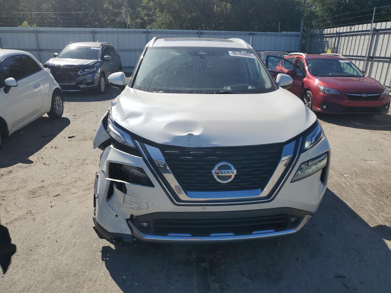 NISSAN ROGUE PLATINUM