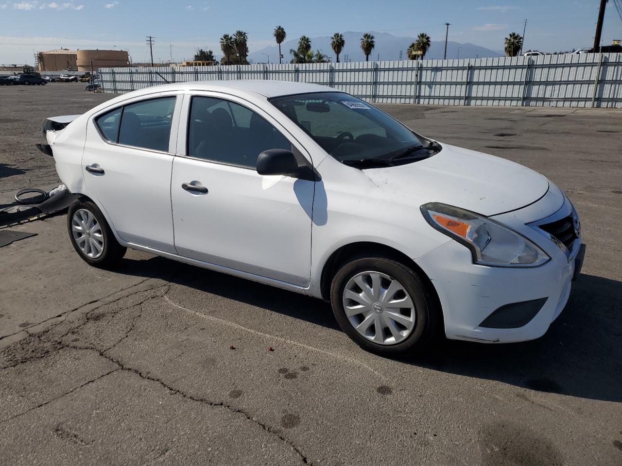 NISSAN VERSA S