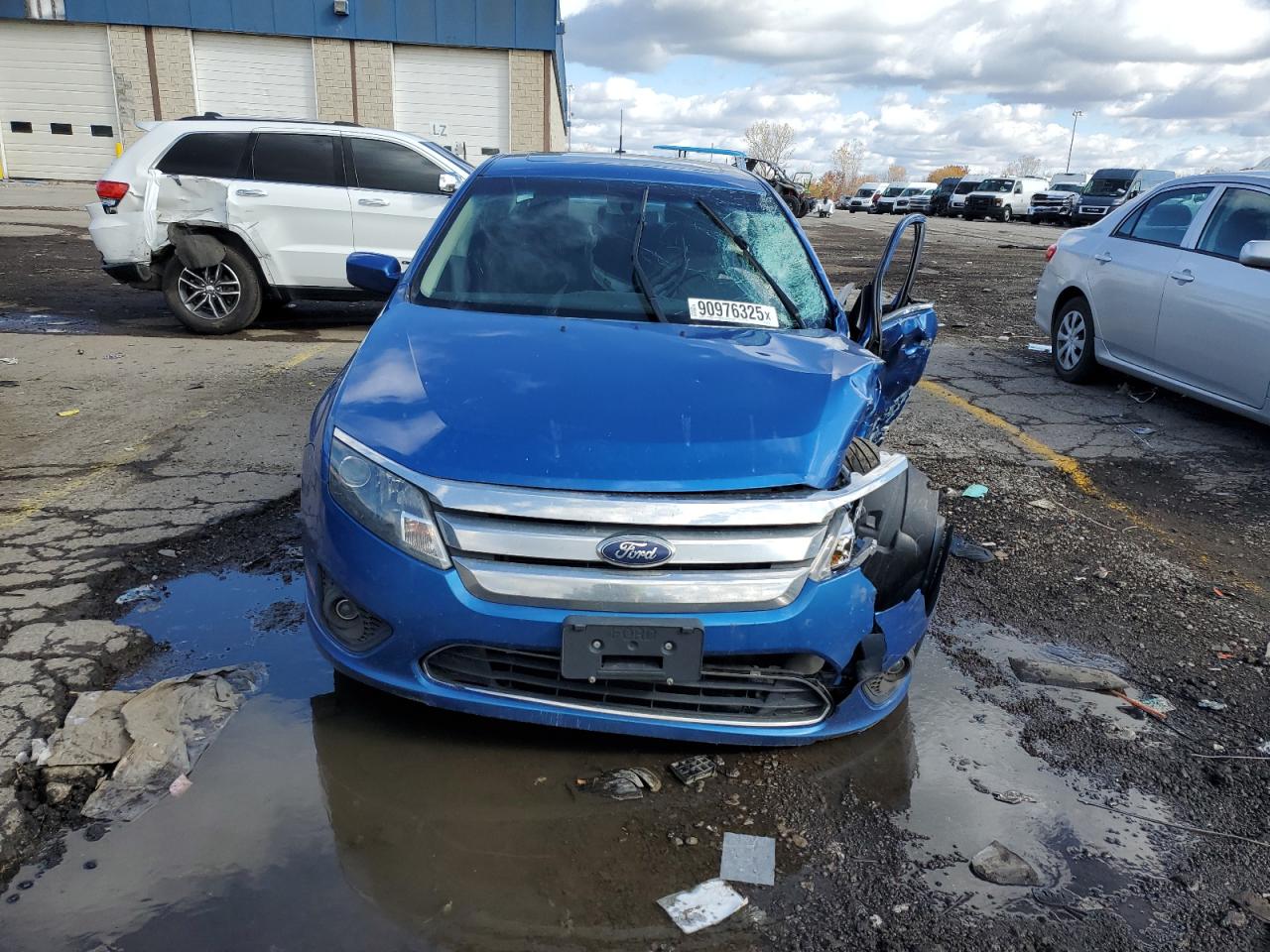 FORD FUSION SE