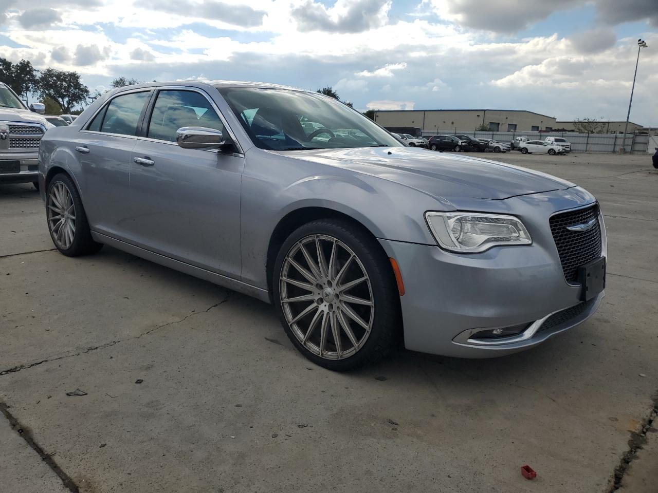 CHRYSLER 300C