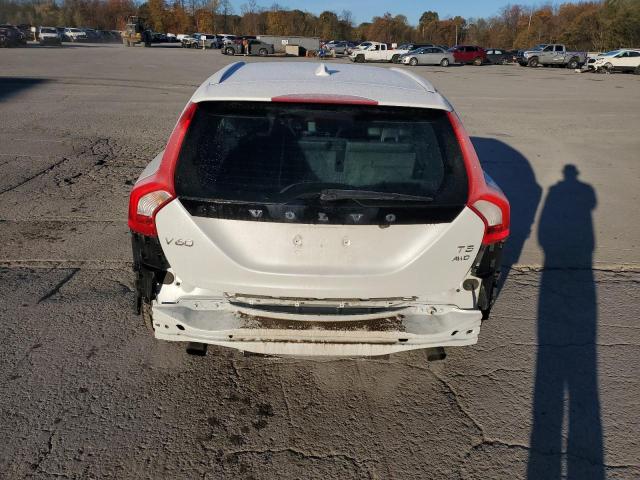 2017 VOLVO V60 PREMIE #3296228501